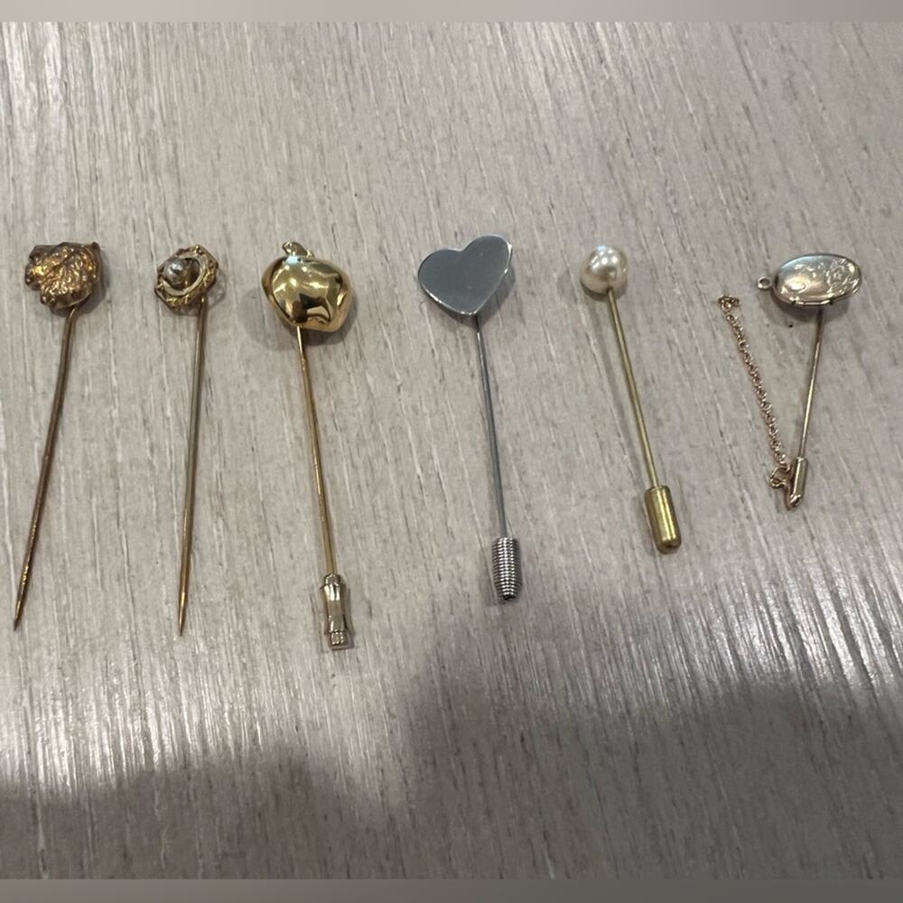 Vintage hat pin set